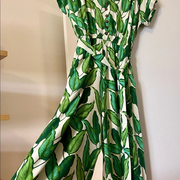 Hell Bunny Green Palm Leaf Rainforest Jumpsuit - Picture 4 of 10